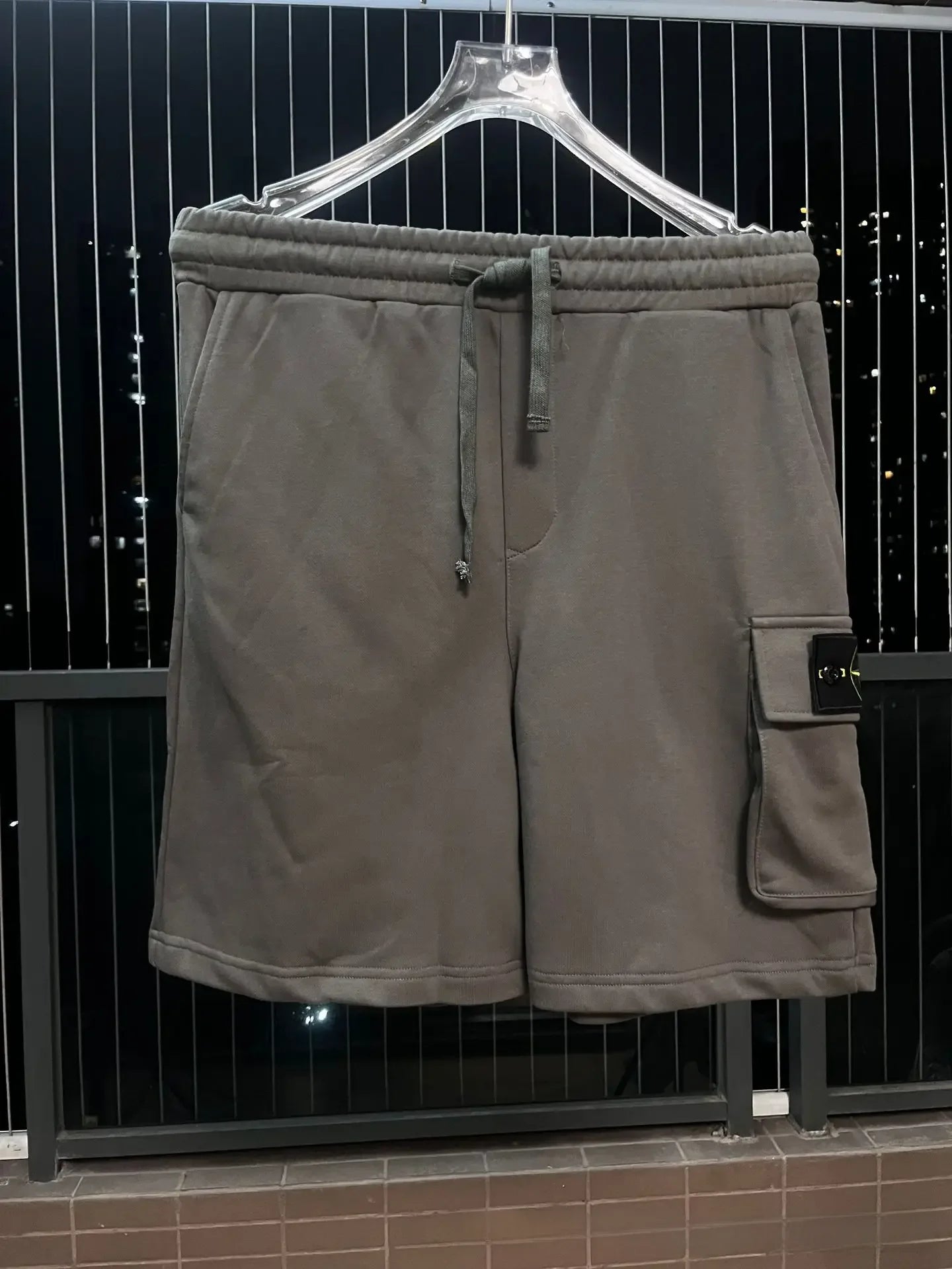 spodenki stone island